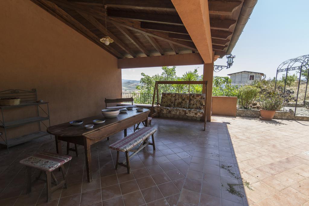 Country Sicily Home Favara Luaran gambar